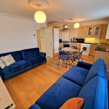 Cosy Home In Kensington - Great Location! 3 Minutes Walk To Earl'S Court Station